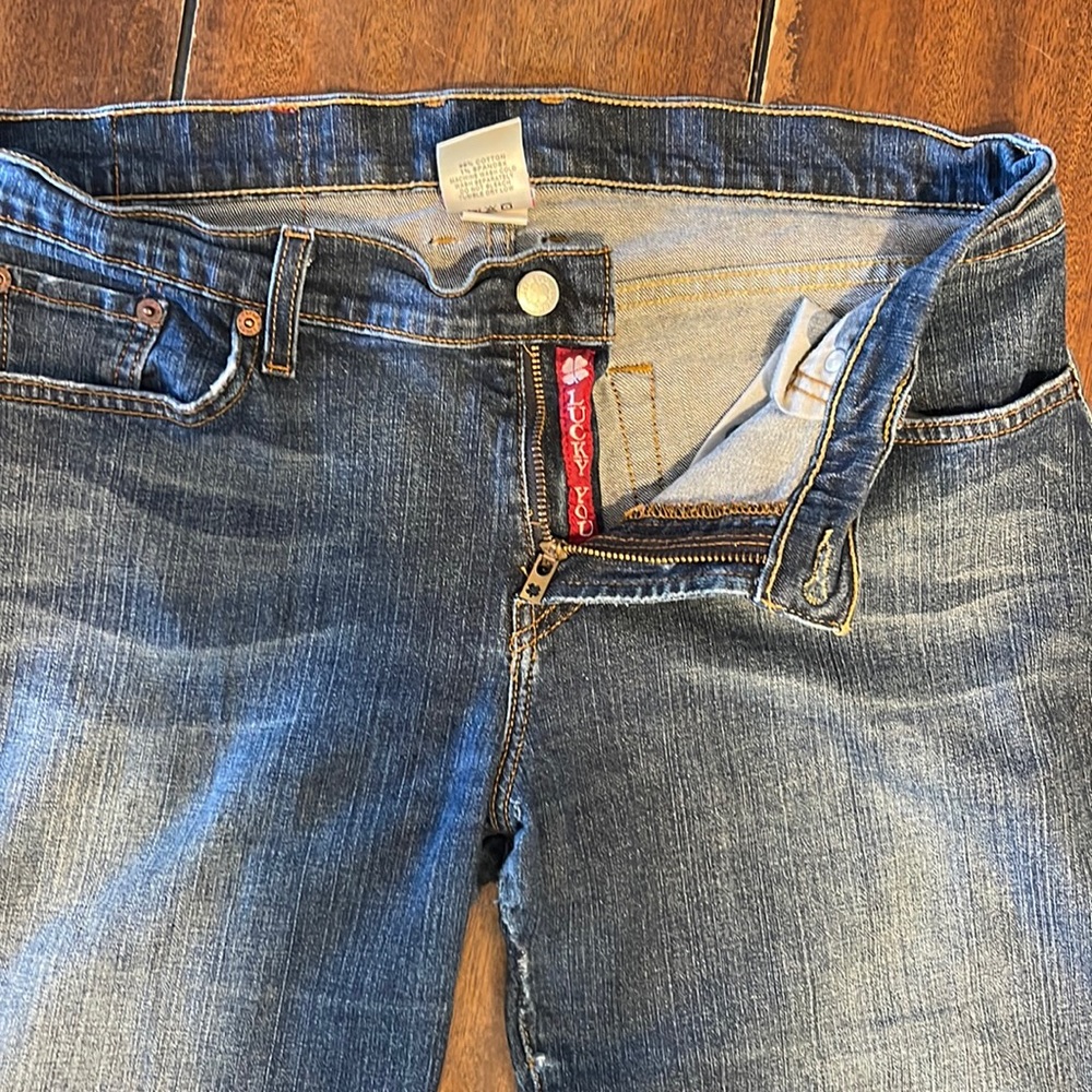 LUCKY MIDRISE FLARE **well loved** size 31 Regular
